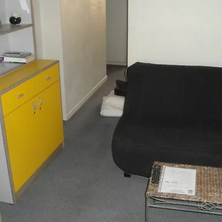 Meublee Services Apartment *
